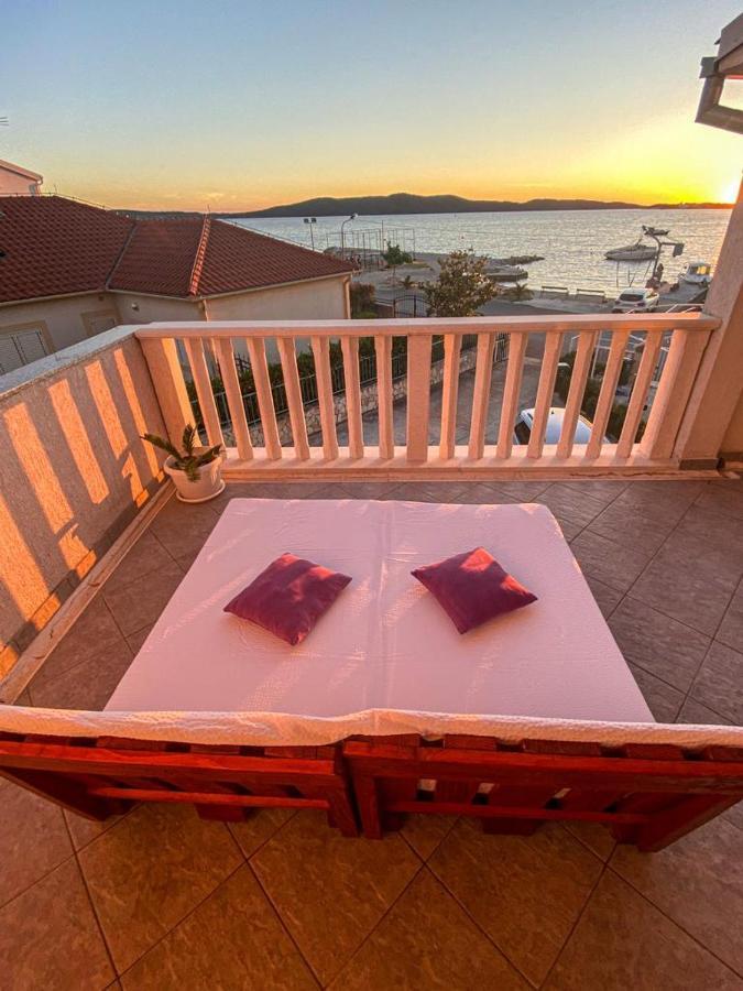 Apartman Luka Sibenik Luaran gambar